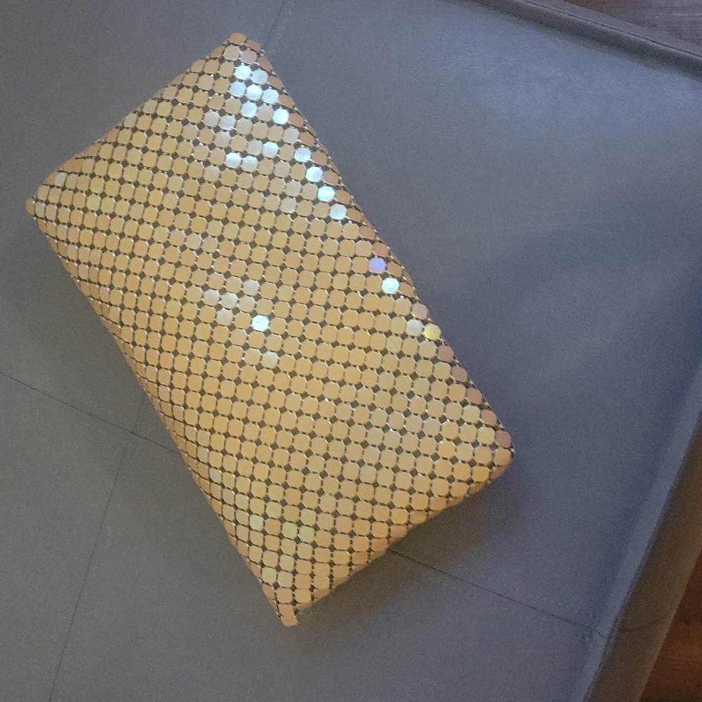 Purse - Picture 2 of 3